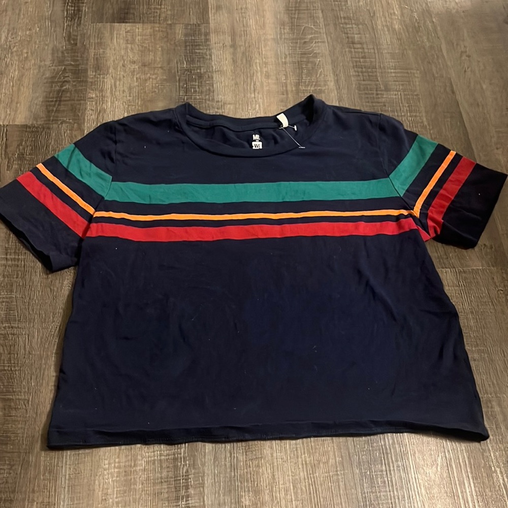 Me to Wee multi color tshirt